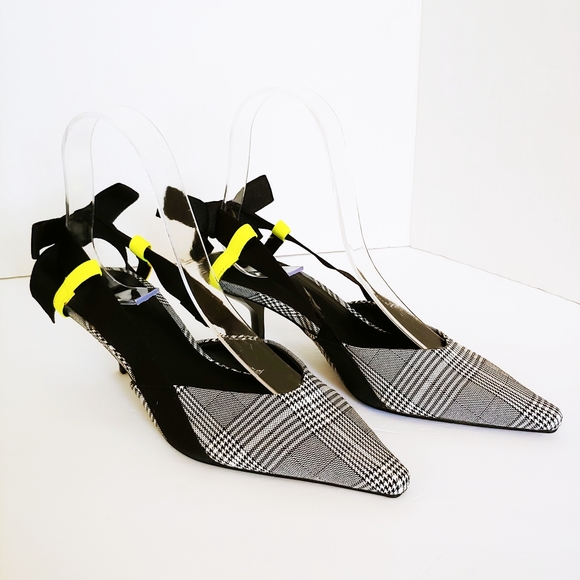 Zara Trafaulic Kitten Heels - Picture 4 of 8